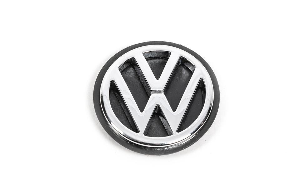 Volkswagen Golf 3 1991-2001 гг. Задний эмблема 3A9 853 630 (под оригинал) Image