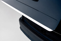 Chevrolet Captiva 2006-2019 гг. Накладка на багажник нержавейка фото 1