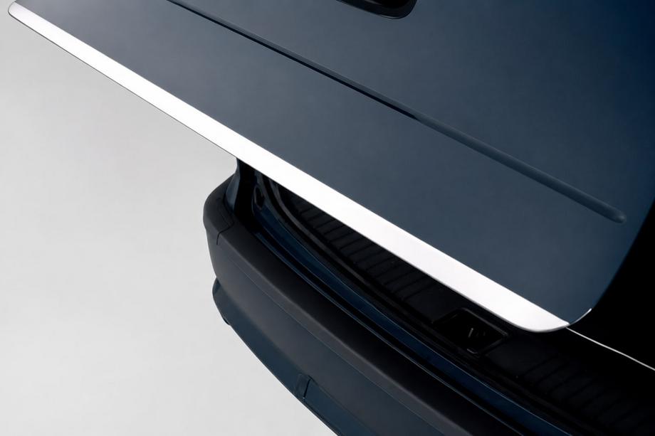 Chevrolet Captiva 2006-2019 гг. Накладка на багажник нержавейка Image