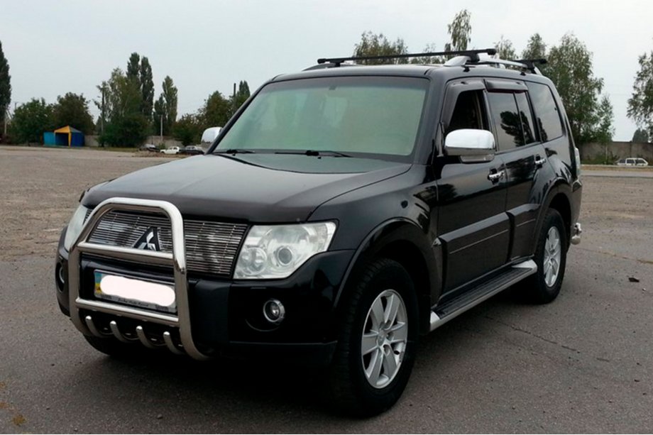 Mitsubishi Pajero Wagon IV 2006-2021 гг. Кенгурятник QT011 (нержавейка) Image
