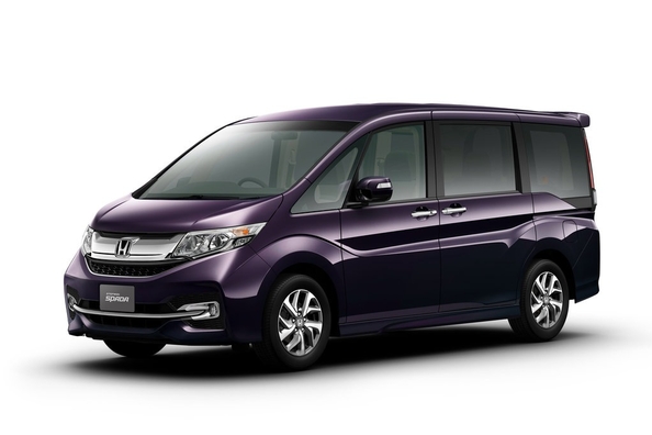 Honda планирует обновить минивен Step WGN