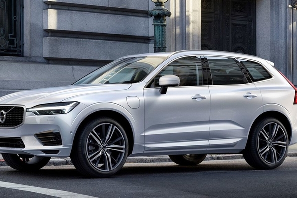 Polestar увеличила мощность Volvo XC60 до 421 лошадиной силы