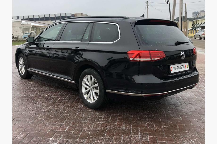 Volkswagen Passat B8 2015-2023 гг. Накладка на задний бампер из нержавеющей стали SD/SW (3 шт) Carmos - Турецкая Нержавеющая Сталь Фото 2