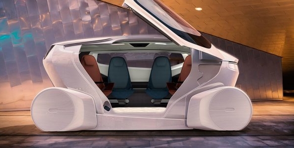 Компания NEVS представила автомобиль будущего