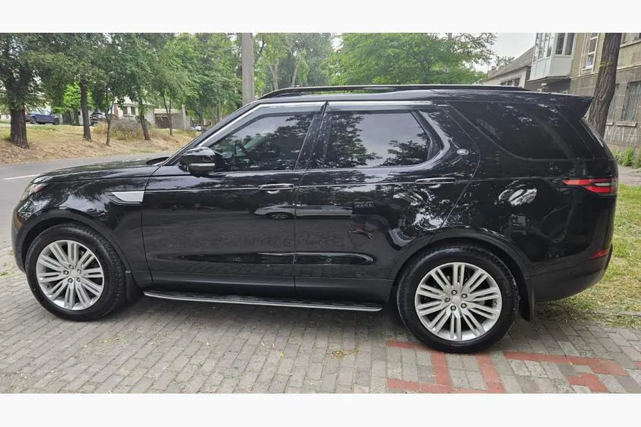 Land Rover Discovery V 2017- гг. Боковые пороги (2 шт.)