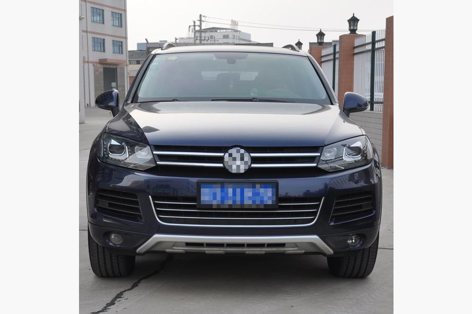 Volkswagen Touareg 2010-2018 гг. Передний лип V2 (2010-2015) Фото 4