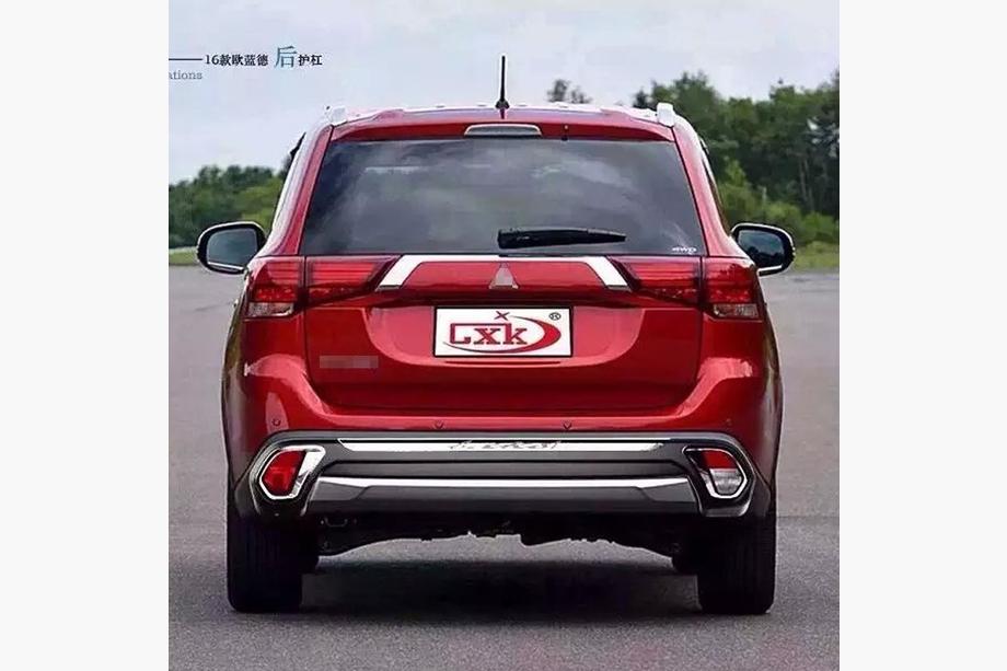 Mitsubishi Outlander 2012-2021 гг. Передние и задние накладки (2 шт., 2015-2018) Фото 3