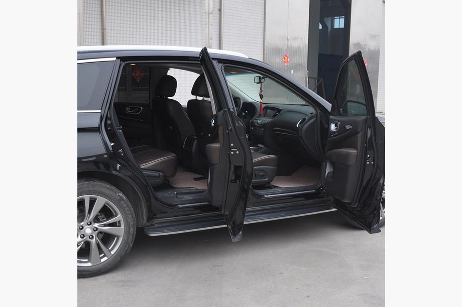 Боковые пороги (2 шт.) Image Боковые пороги (2 шт.) Image