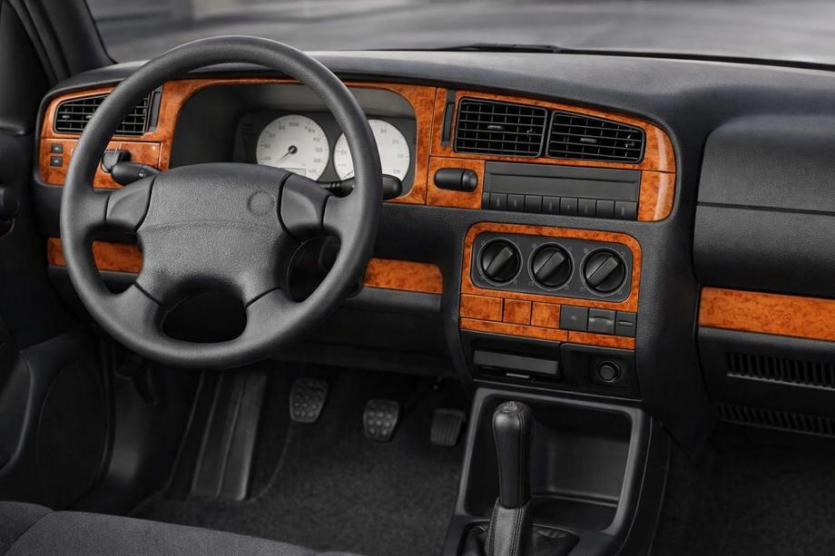 Volkswagen Vento 1992-1998 гг. Накладки на Панель Приборов Image