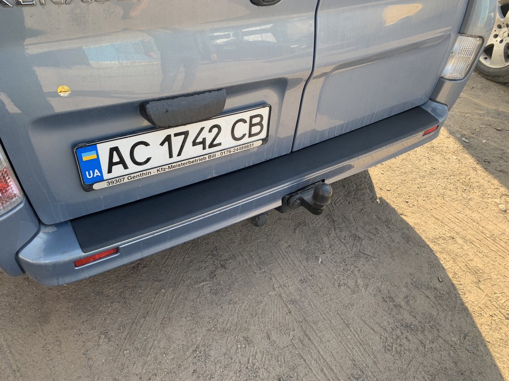 Накладка на задній бампер DDU (ABS) для Renault Trafic 2001-2015 рр - фото 10