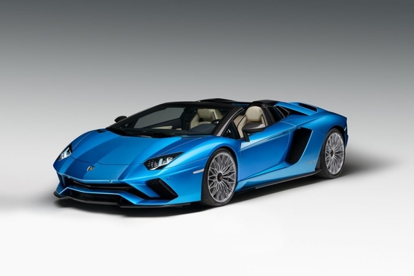 Во Франкфурте представят обновленную Lamborghini Aventador S Roadster фото 4