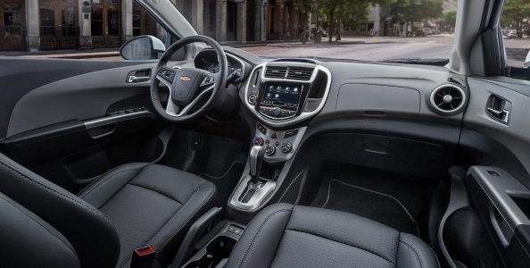 Больше комфорта и стиля в новой Chevrolet Aveo фото 7