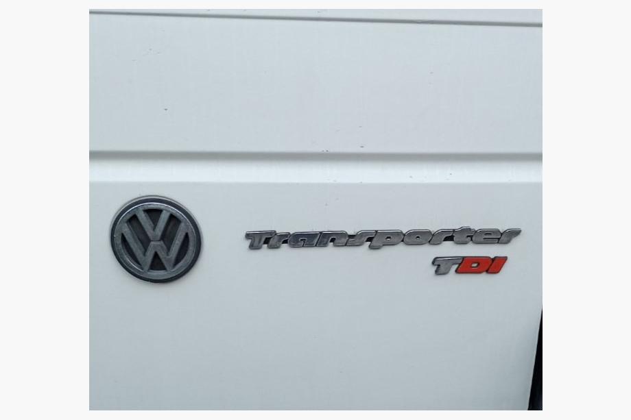Volkswagen T4 Transporter 1990-2003 гг. Надпись Transporter 701 853 689E Фото 3
