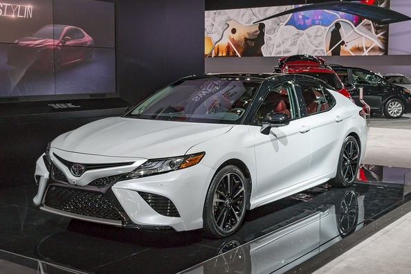Обзор Toyota Camry 2018 модельного года