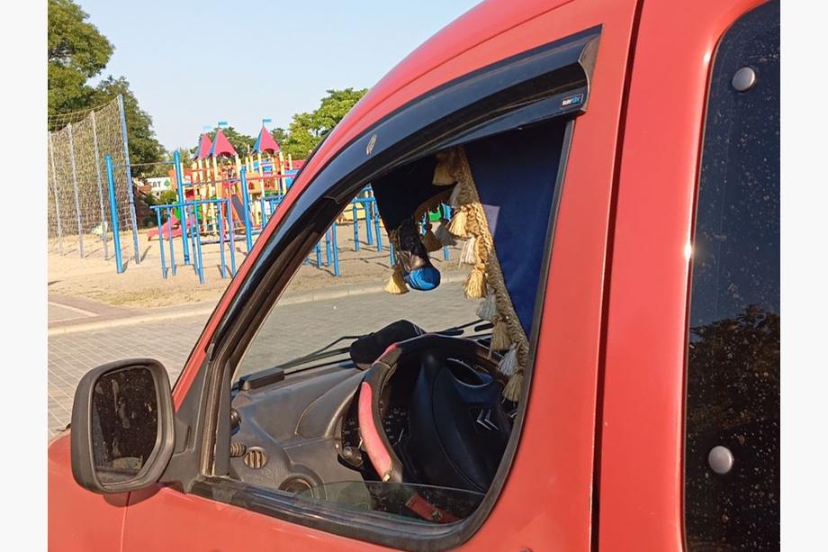 Citroen Berlingo 1996-2008 гг. Ветровики на окна (2 шт., Sunplex Sport) Фото 8