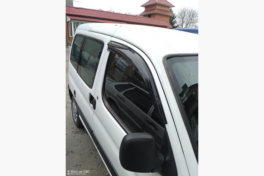 Peugeot Partner 1996-2008 гг. Ветровики на окна (2 шт., Sunplex Sport) Фото 3