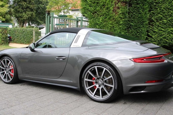 Какой Porsche выбрать?