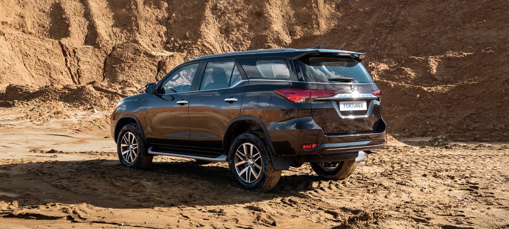 Обзор 7-местного внедорожника Toyota Fortuner