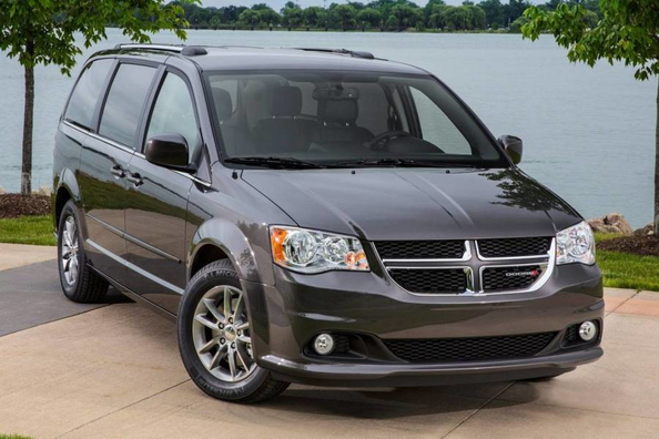 Минивэн пятого поколения Dodge Grand Caravan