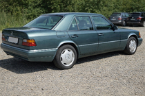 Mercedes E-сlass W124 1984–1997 гг. Накладки на арки 1989-1995 (4 шт, нержавейка) фото 1