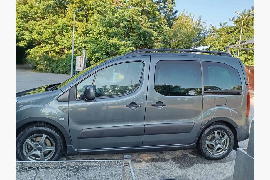 Peugeot Partner Tepee 2008-2018 гг. Расширители арок (4 шт, черные) Фото 3
