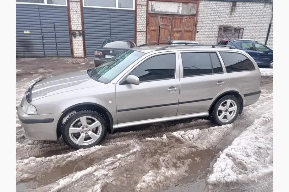 Skoda Octavia I Tour A4 1996-2010 гг. Расширители арок (4 шт, черные) Фото 6
