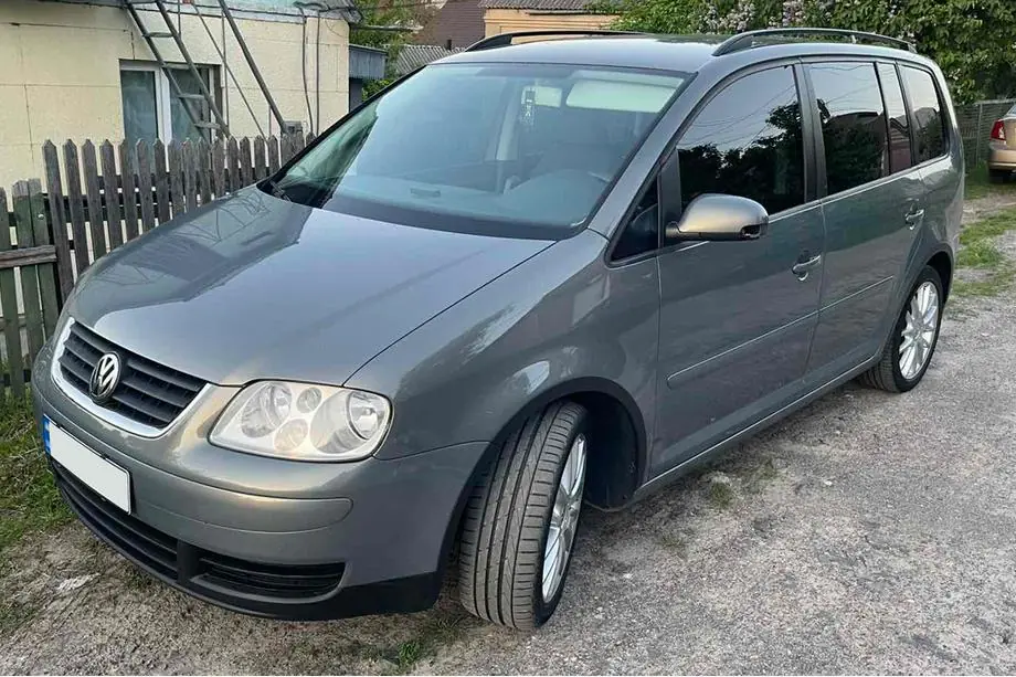 Volkswagen Touran 2003-2010 гг. Расширители арок (4 шт, черные) 2003-2006, Пластиковые