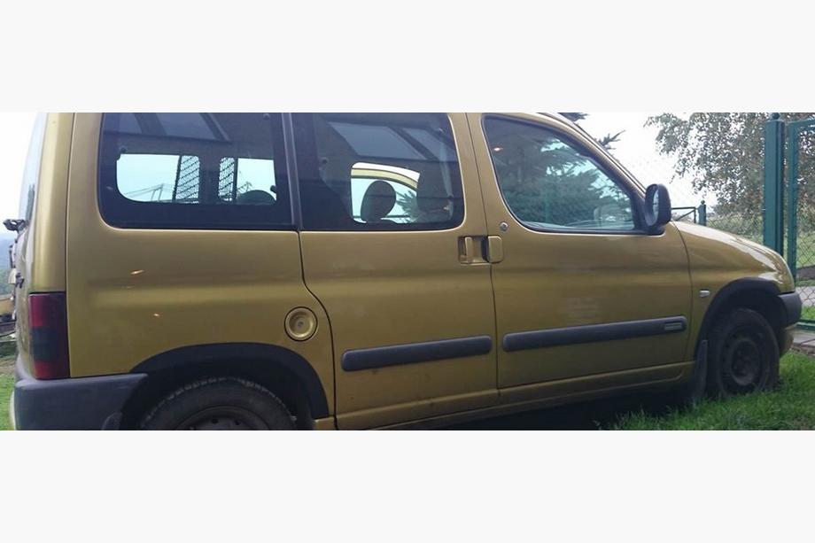 Citroen Berlingo 1996-2008 гг. Пластиковые накладки на арки (4 шт, черные) Фото 2