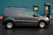Citroen Berlingo 2008-2018 гг. Окантовка окон из нержавеющей стали фото 2