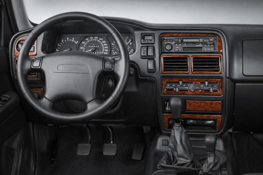 Opel Frontera 1991-1998 гг. Накладки на Панель Приборов Image