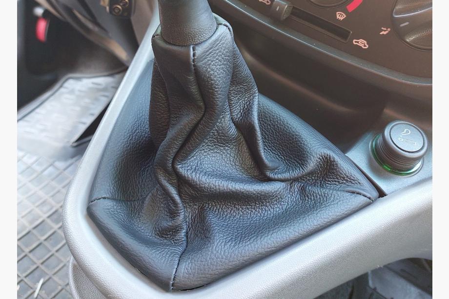 Чехол КПП Кожаный Image