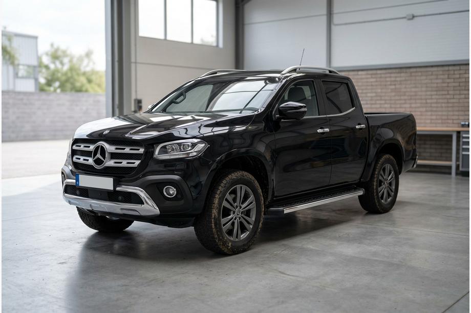 Mercedes X class 2017-2020 гг. Боковые Подножки BlackLine (2 шт., Алюминий) Image
