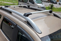 Renault Duster 2018-2024 гг. Поперечины на рейлинги Skybar V1 (2 шт) фото 1