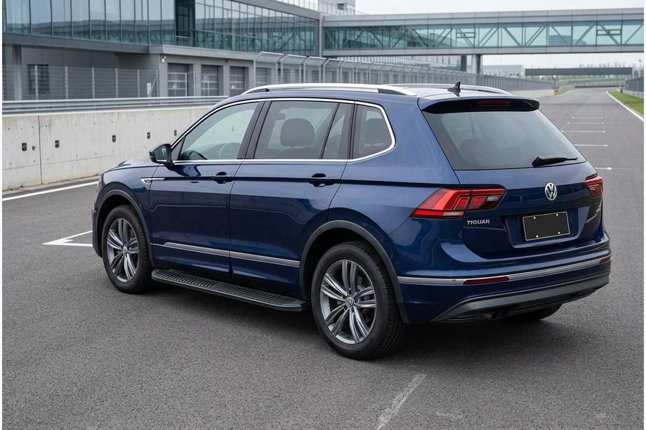 Volkswagen Tiguan 2016-2023 гг. Боковые Подножки Tayga Black (2 шт., Алюминий) Фото 1