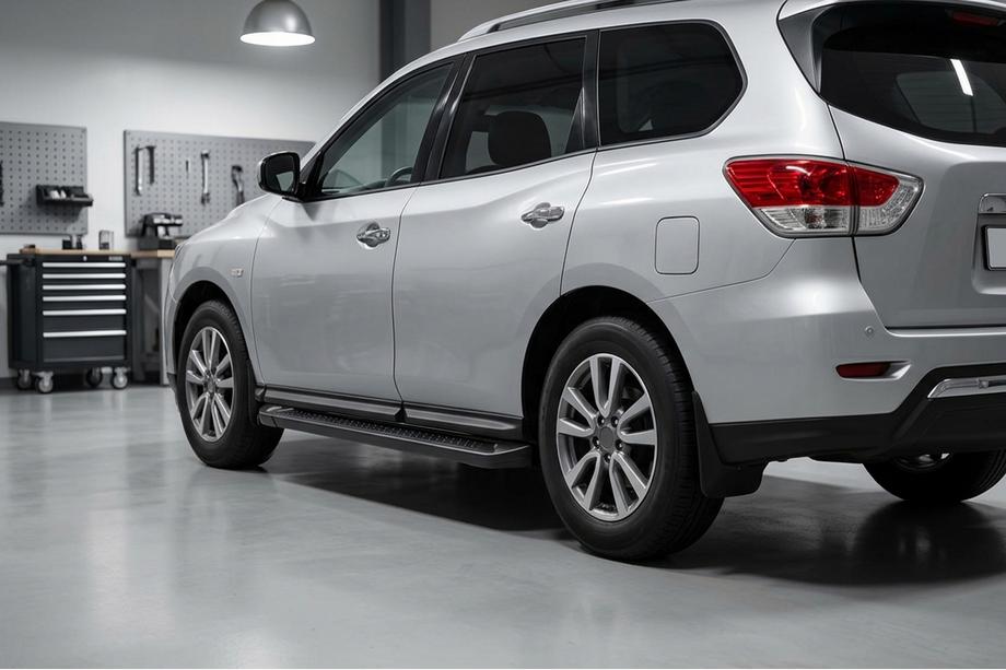 Nissan Pathfinder R52 2012-2021 гг. Боковые Подножки Allmond Black (2 шт, Алюминий) Фото 1