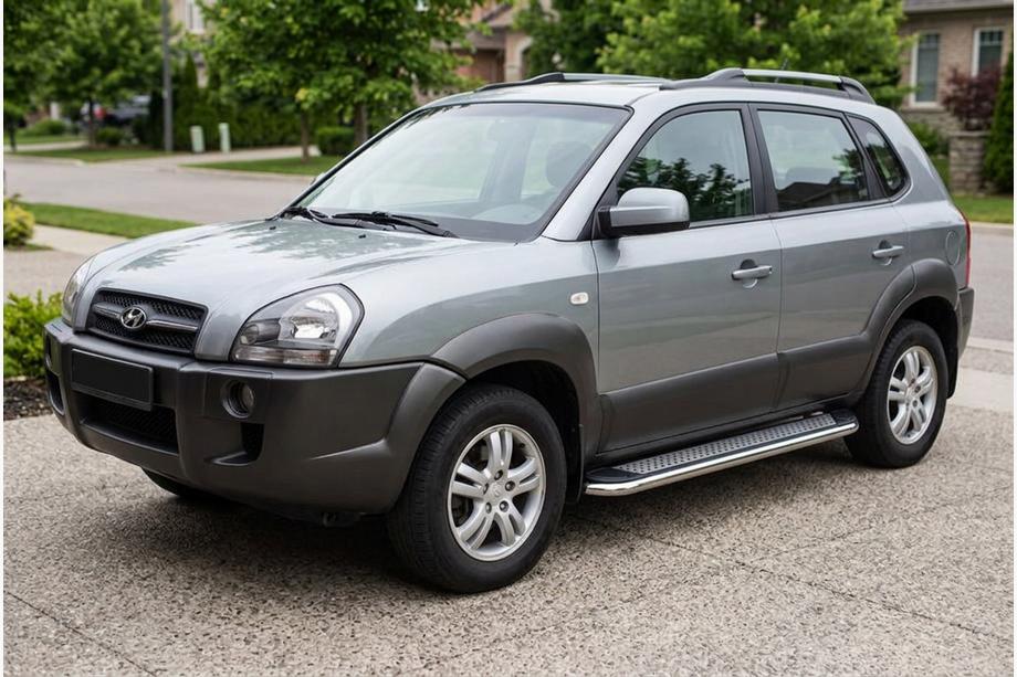 Hyundai Tucson JM 2004- гг. Боковые Подножки Maydos V2 (2 шт., Алюминий и Нержавейка) Фото 1