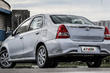 Обзор бюджетного седана Toyota Etios