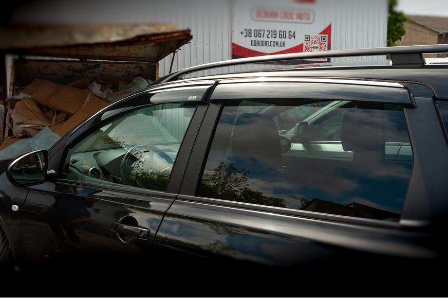 Nissan Qashqai 2007-2010 гг. Ветровики с хромированным молдингом (4 шт, Niken) Фото 3