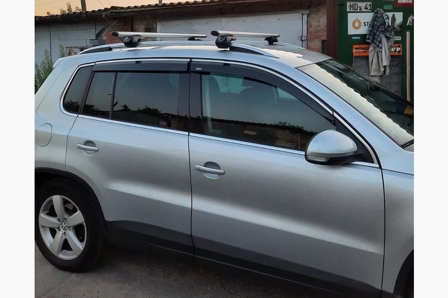 Volkswagen Tiguan 2007-2016 гг. Ветровики с хромированным молдингом (4 шт, Niken) Фото 2