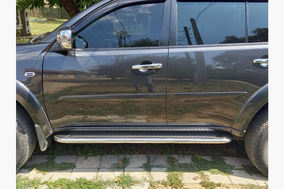 Mitsubishi L200 2006-2015 гг. Боковые Подножки Maydos V2 (2 шт., Алюминий и Нержавейка) Фото 10