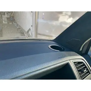 Накладка на подстаканник (2 шт., черный хром) Volkswagen T6 2015-2024 гг. фото 2