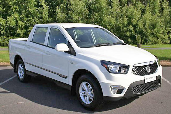 Обзор пикапа Ssang Yong Actyon Sports фото 4