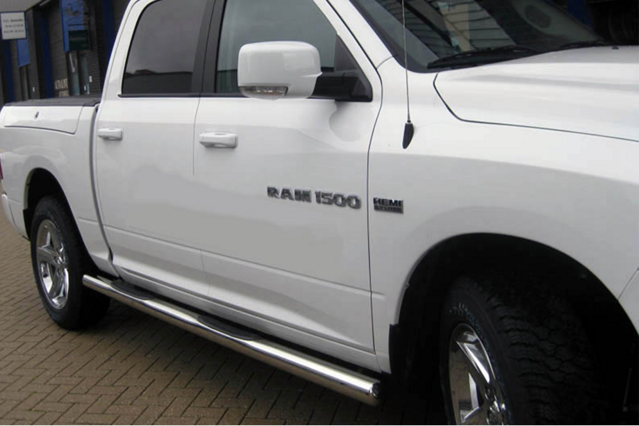 Dodge RAM (DT) 2018– гг. Боковые стандартные трубы (2 шт., Нержавейка) Image