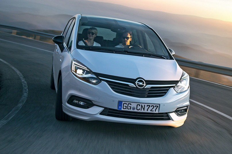 Обновленный компактвэн Opel Zafira