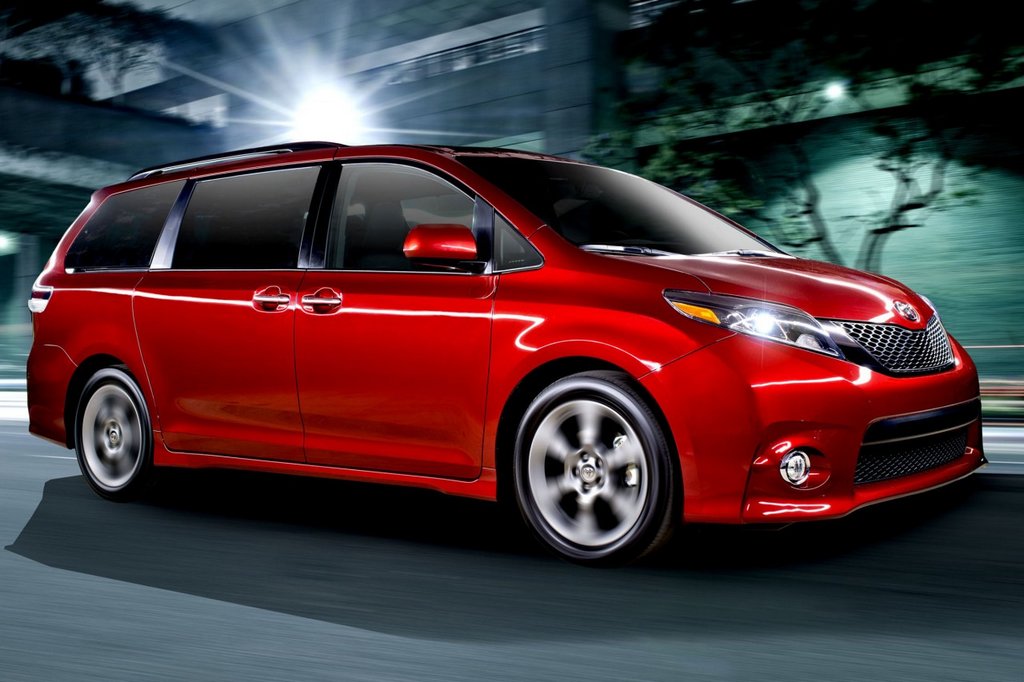 Обзор минивэна Toyota Sienna