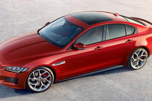 Обзор седана Jaguar XE