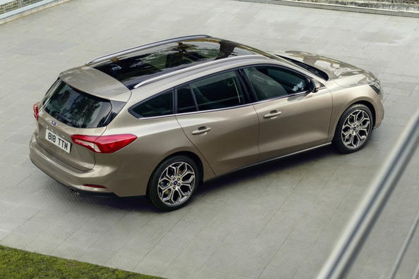 Универсал Ford Focus SW четвертого поколения