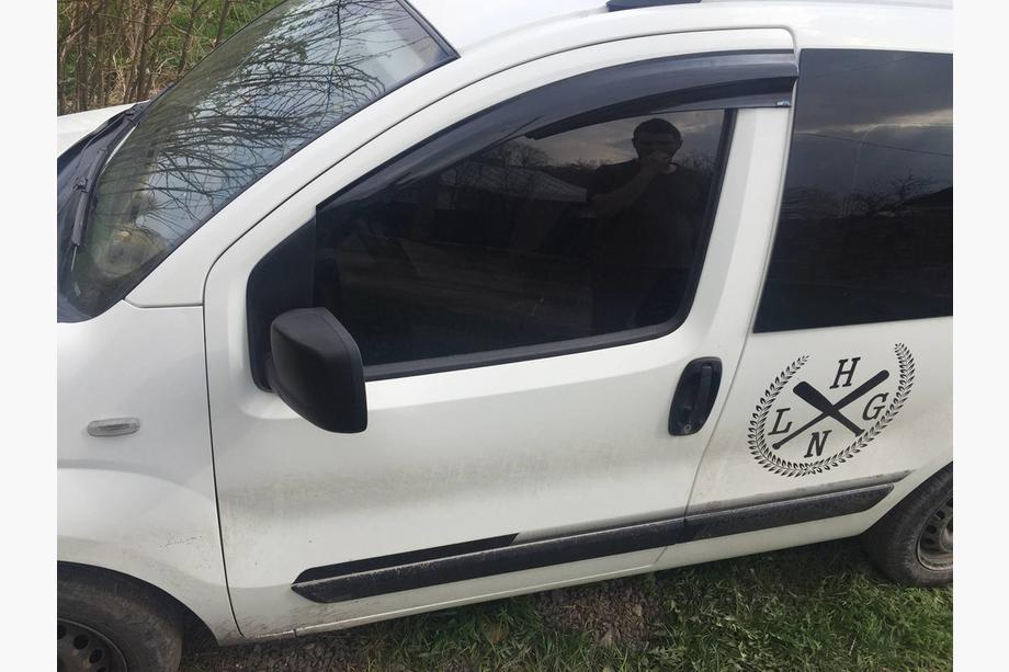 Fiat Fiorino/Qubo 2008-2024 гг. Ветровики на окна (2 шт., Sunplex Sport) Image