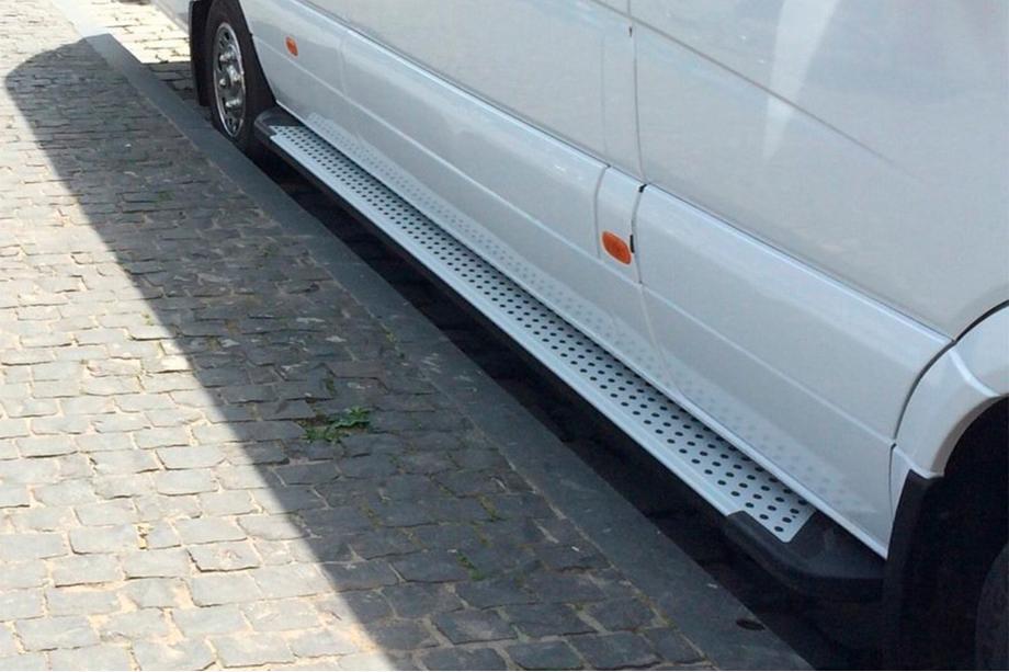 Volkswagen Crafter 2006-2016 гг. Боковые Подножки Allmond Grey (2 шт., Алюминий) Фото 5