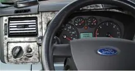 Ford Transit 2000–2014 гг. Накладки на панель приборов (2006↗) Карбон фото 12